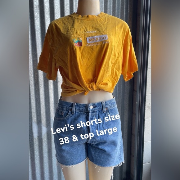 Levi's Yellow Top and Blue Denim Shorts - Picture 1 of 1